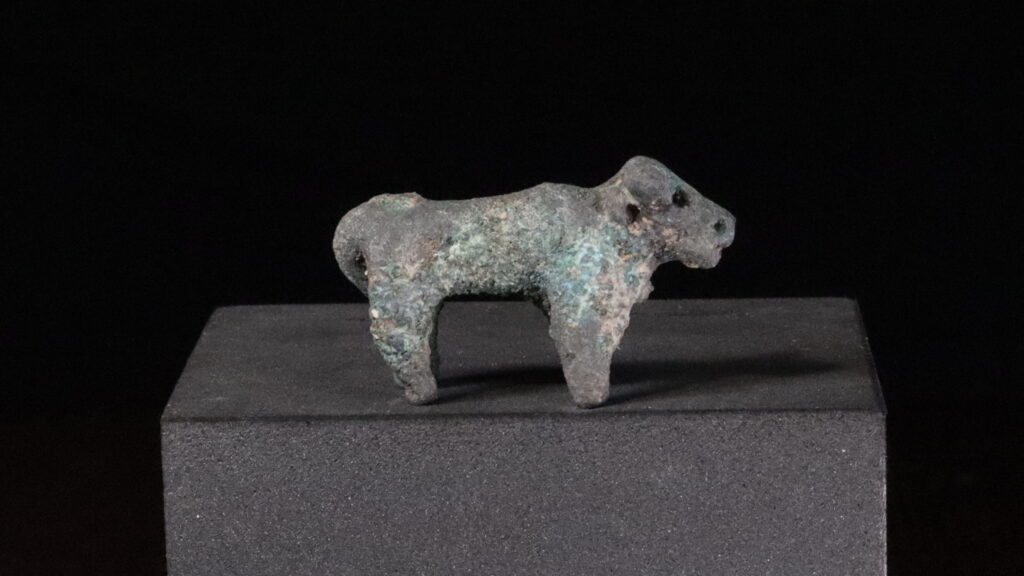 EBA bronze bull statuette
